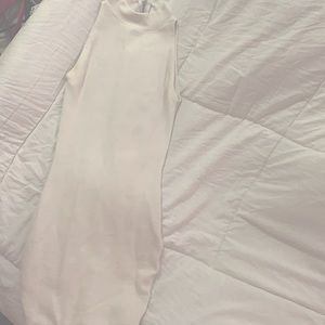 Only worn once for winter formal!